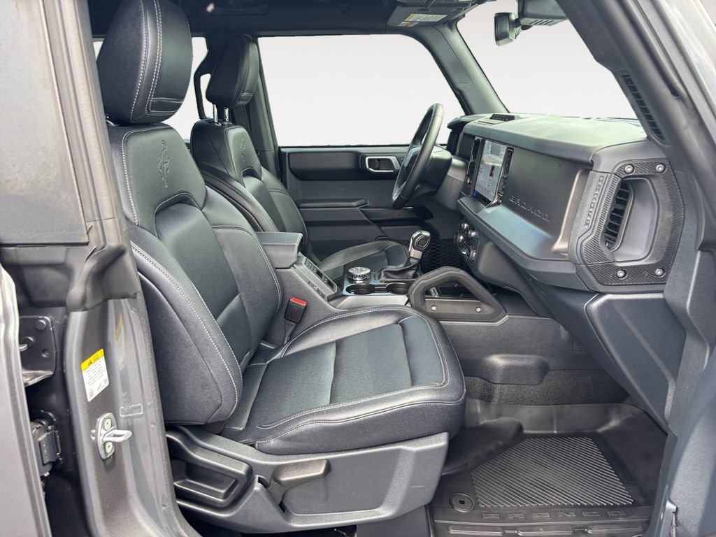 Used 2025 Ford Bronco Badlands AWD/4WD image 24