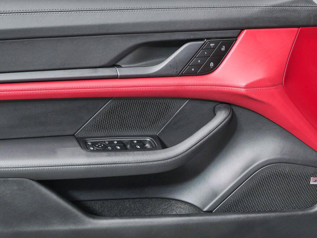 Certified 2023 Porsche Taycan GTS AWD/4WD image 6
