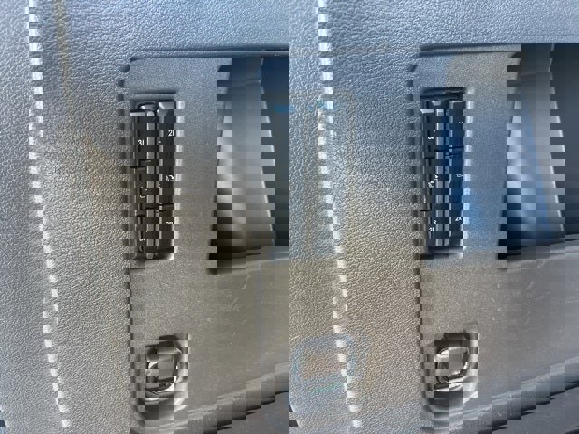 Used 2023 Lincoln Navigator L Reserve image 12