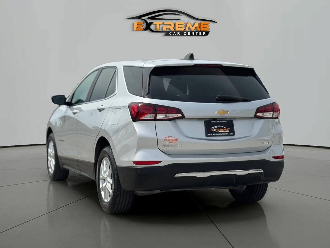 Used 2022 Chevrolet Equinox LT w/ Driver Convenience Package AWD/4WD image 5
