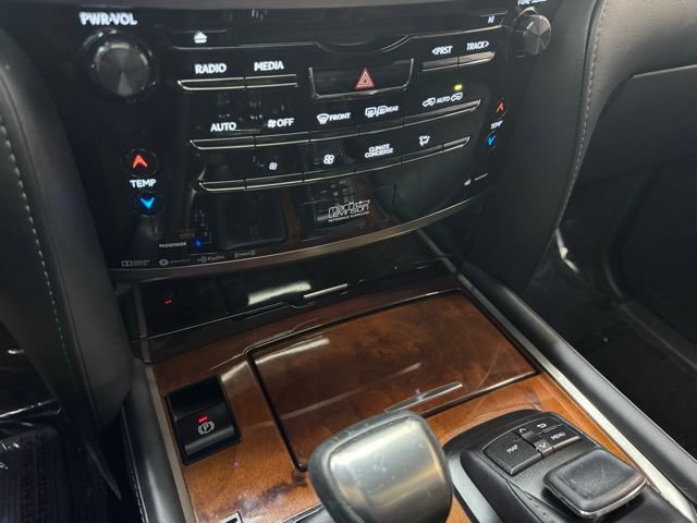 Used 2019 Lexus LX 570 4WD w/ Luxury Package image 19