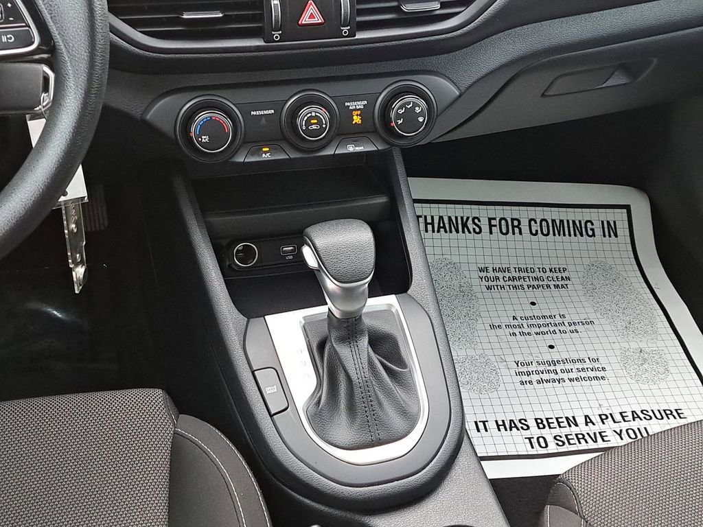 Used 2024 Kia Forte LXS w/ LXS Technology Package image 19