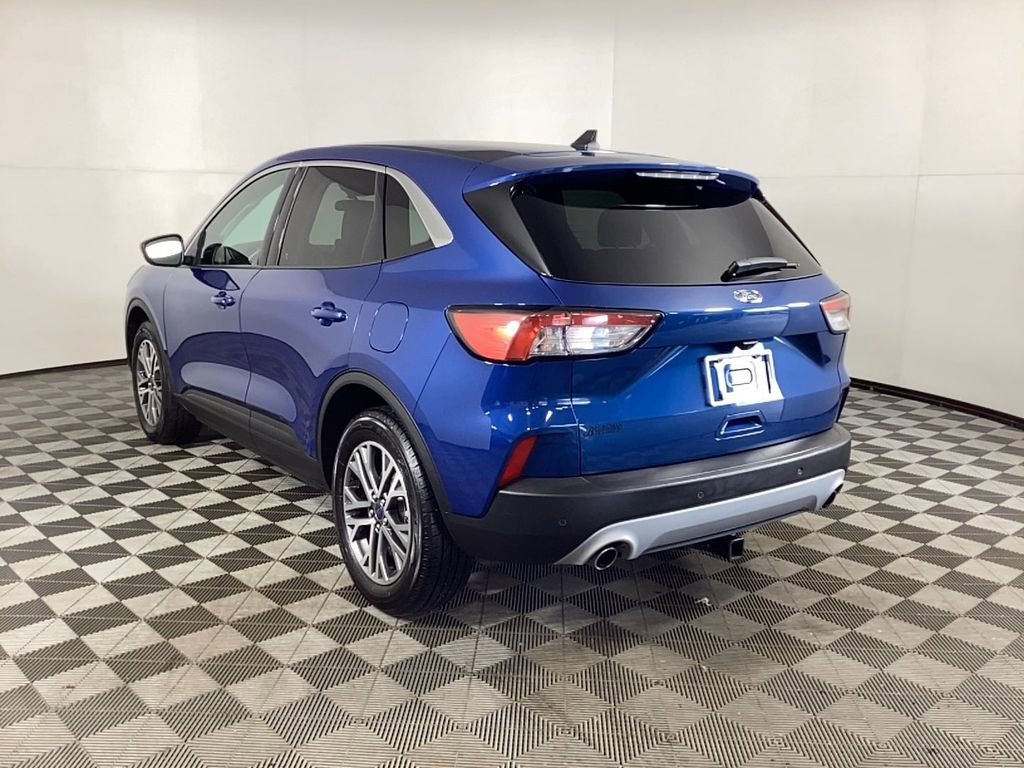 Used 2022 Ford Escape SEL image 4