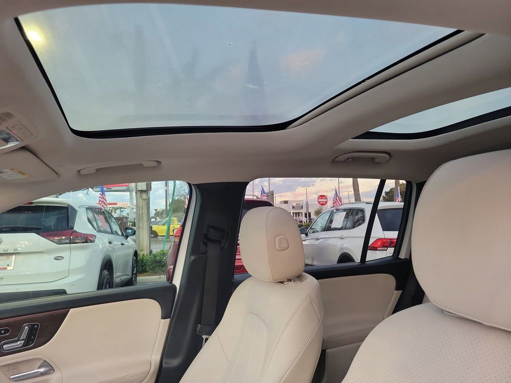 Used 2021 Mercedes-Benz GLB 250 image 15