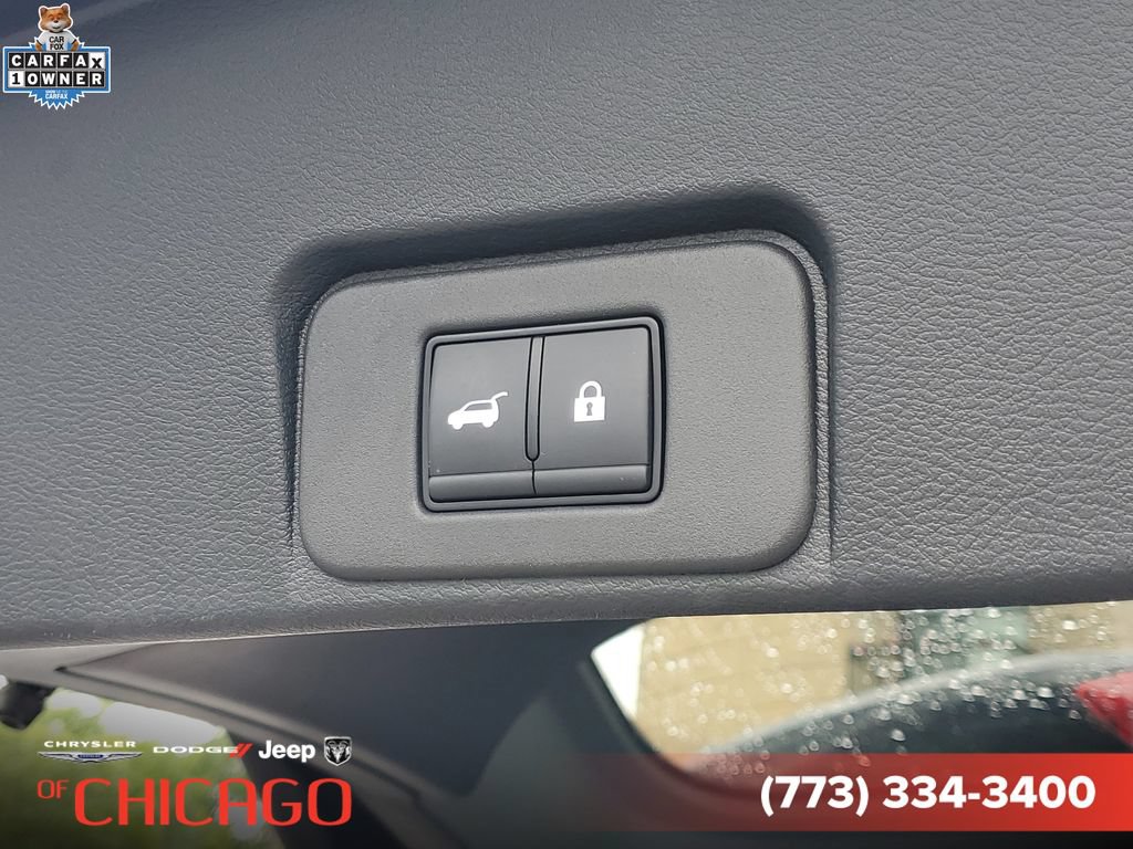 Used 2025 Nissan Rogue SL w/ Tech Package AWD/4WD image 9