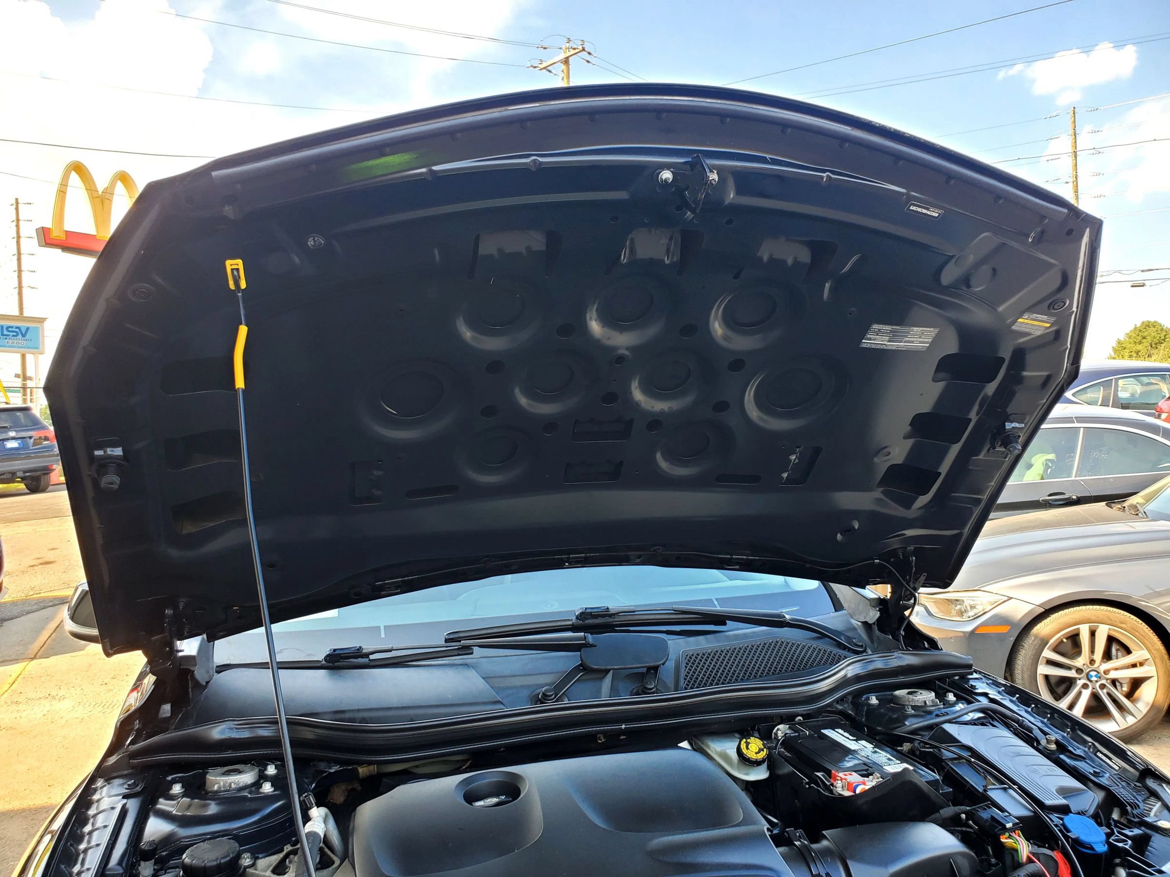 Used 2017 INFINITI QX30 AWD image 46