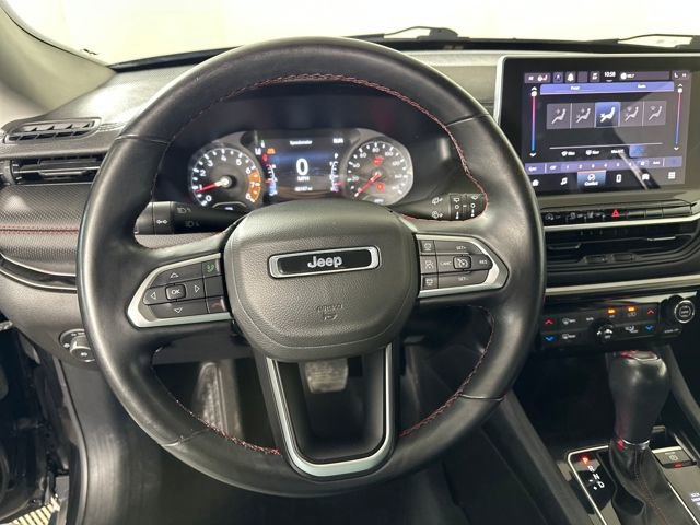 Used 2022 Jeep Compass Trailhawk w/ Trailhawk Convenience Group image 14