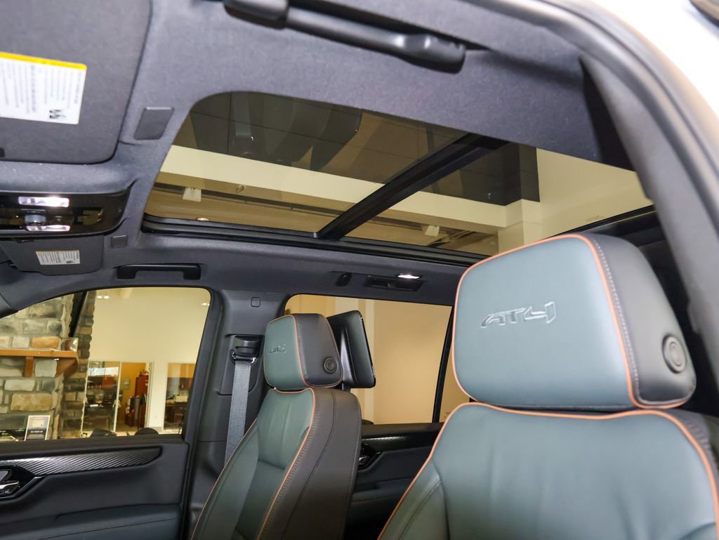 New 2026 GMC Yukon XL AT4 w/ AT4 Premium Plus Package image 10