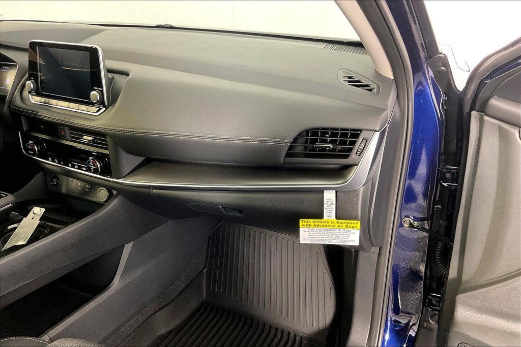 New 2026 Nissan Rogue SV FWD image 14