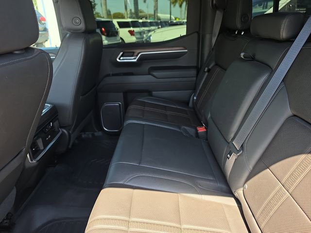 Used 2022 Chevrolet Silverado 1500 High Country image 14