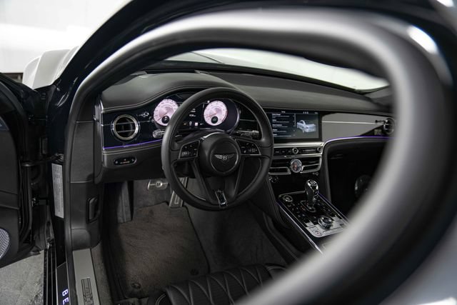 Used 2020 Bentley Flying Spur W12 AWD/4WD image 23