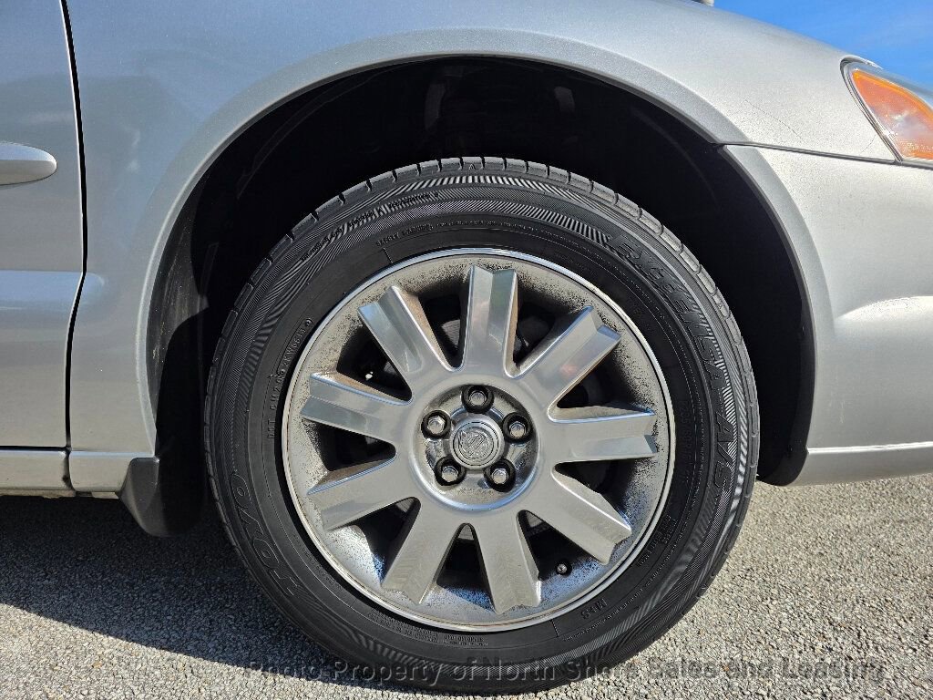 Used 2004 Chrysler Sebring LXi image 29