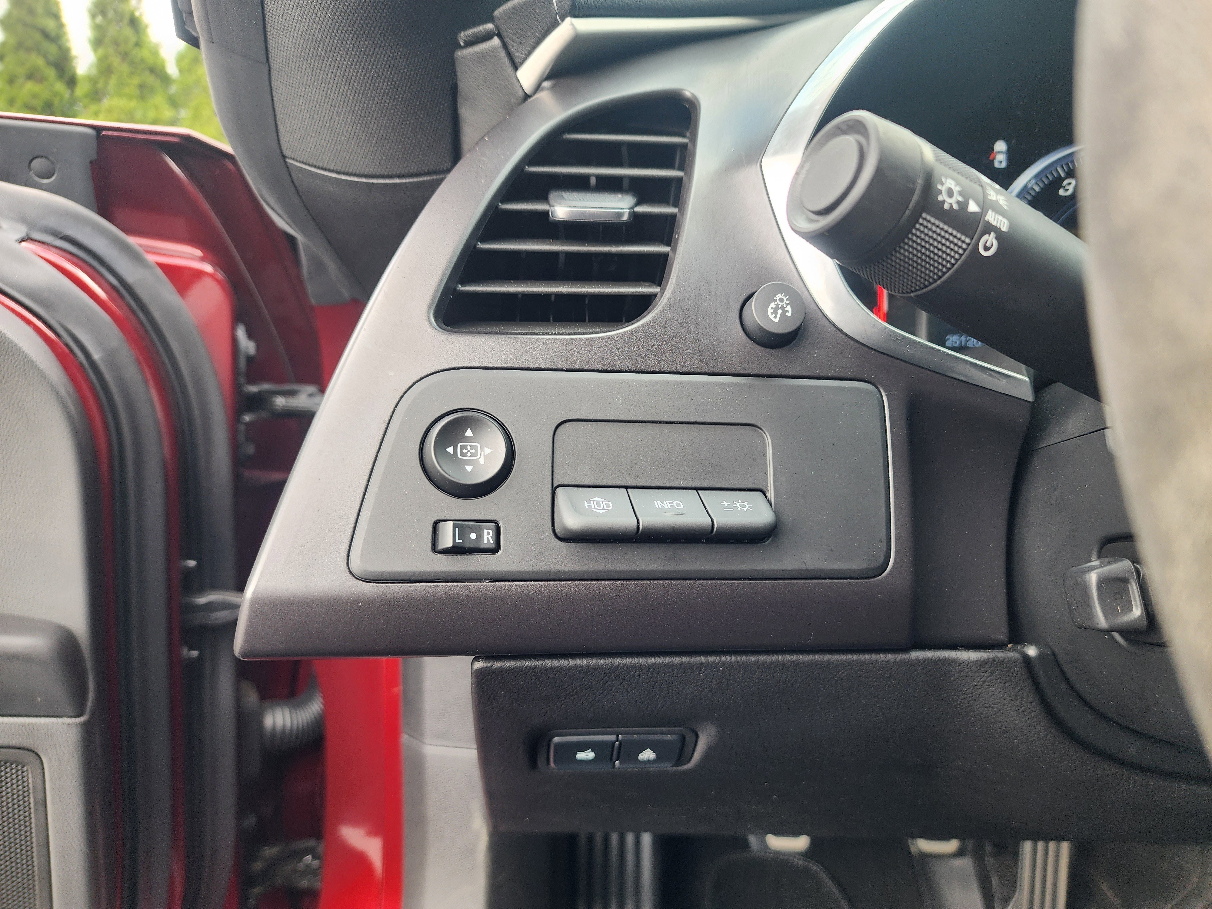 Used 2019 Chevrolet Corvette Stingray Coupe w/ 2LT Preferred Equipment Group image 22