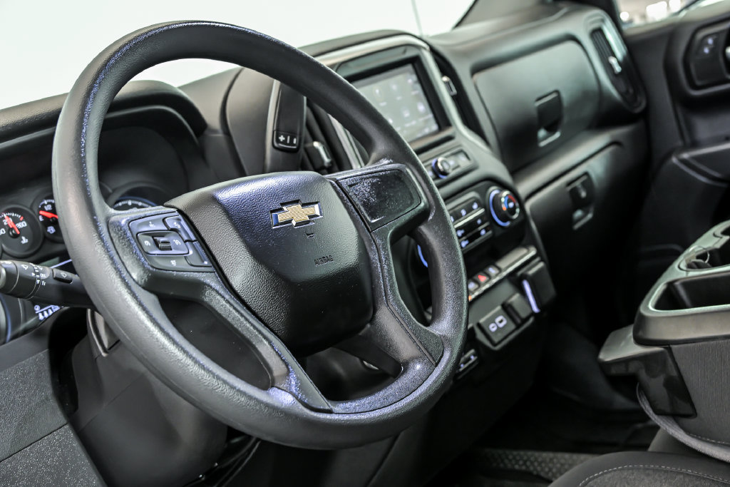 Certified 2025 Chevrolet Silverado 1500 Custom AWD/4WD image 13