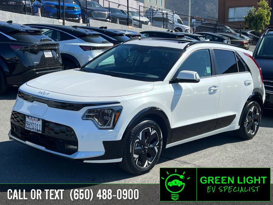 Used 2023 Kia Niro Wave image 1