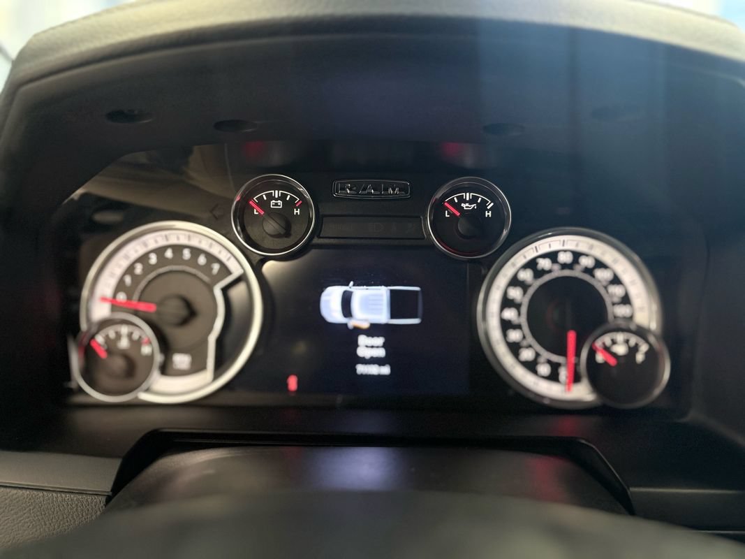 Used 2017 RAM 1500 Sport w/ Black Ram 1500 Sport Group AWD/4WD image 20