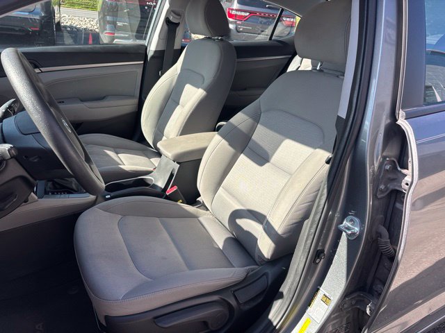 Used 2017 Hyundai Elantra SE FWD image 9
