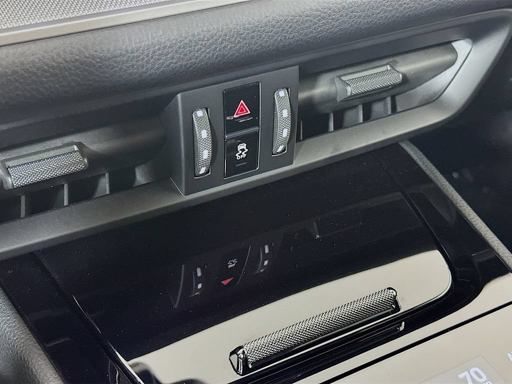 New 2026 Porsche Cayenne AWD/4WD image 18