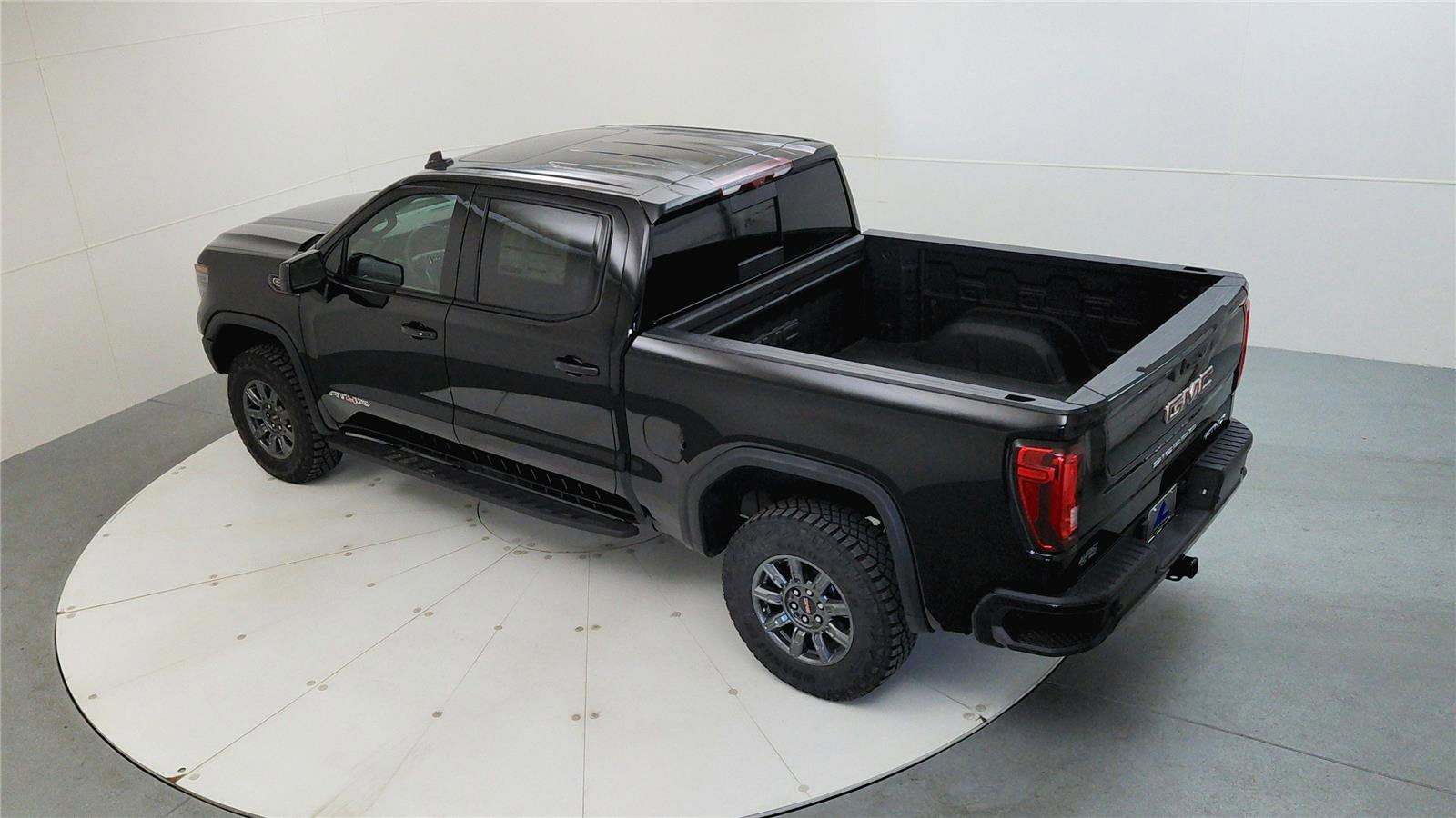 New 2026 GMC Sierra 1500 AT4X AWD/4WD image 14