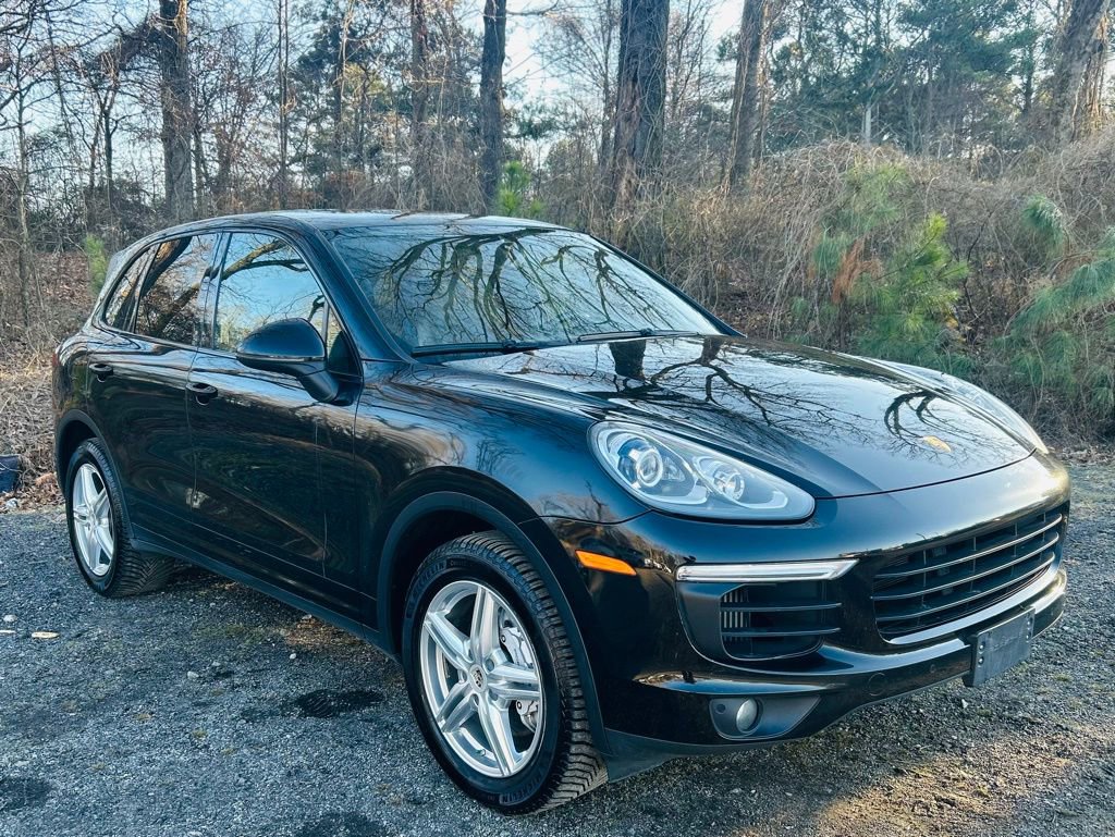 Used 2016 Porsche Cayenne S AWD/4WD image 7