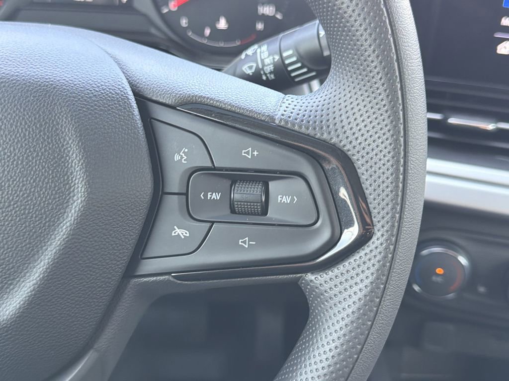 New 2026 Chevrolet Trax LS w/ LS Convenience Package FWD image 8