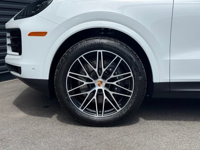 New 2026 Porsche Cayenne AWD/4WD image 11