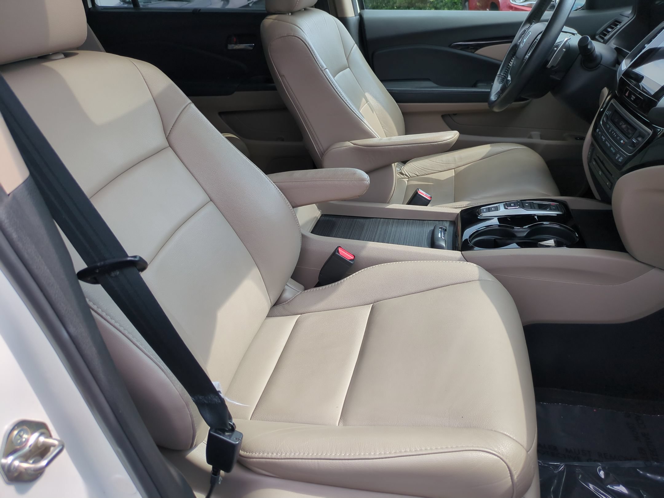 Used 2017 Honda Pilot Touring image 34