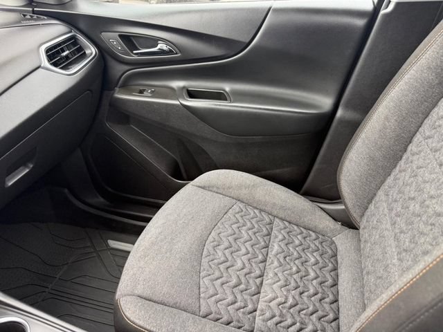 Used 2024 Chevrolet Equinox LT w/ LPO, Floor Liner Package FWD image 20