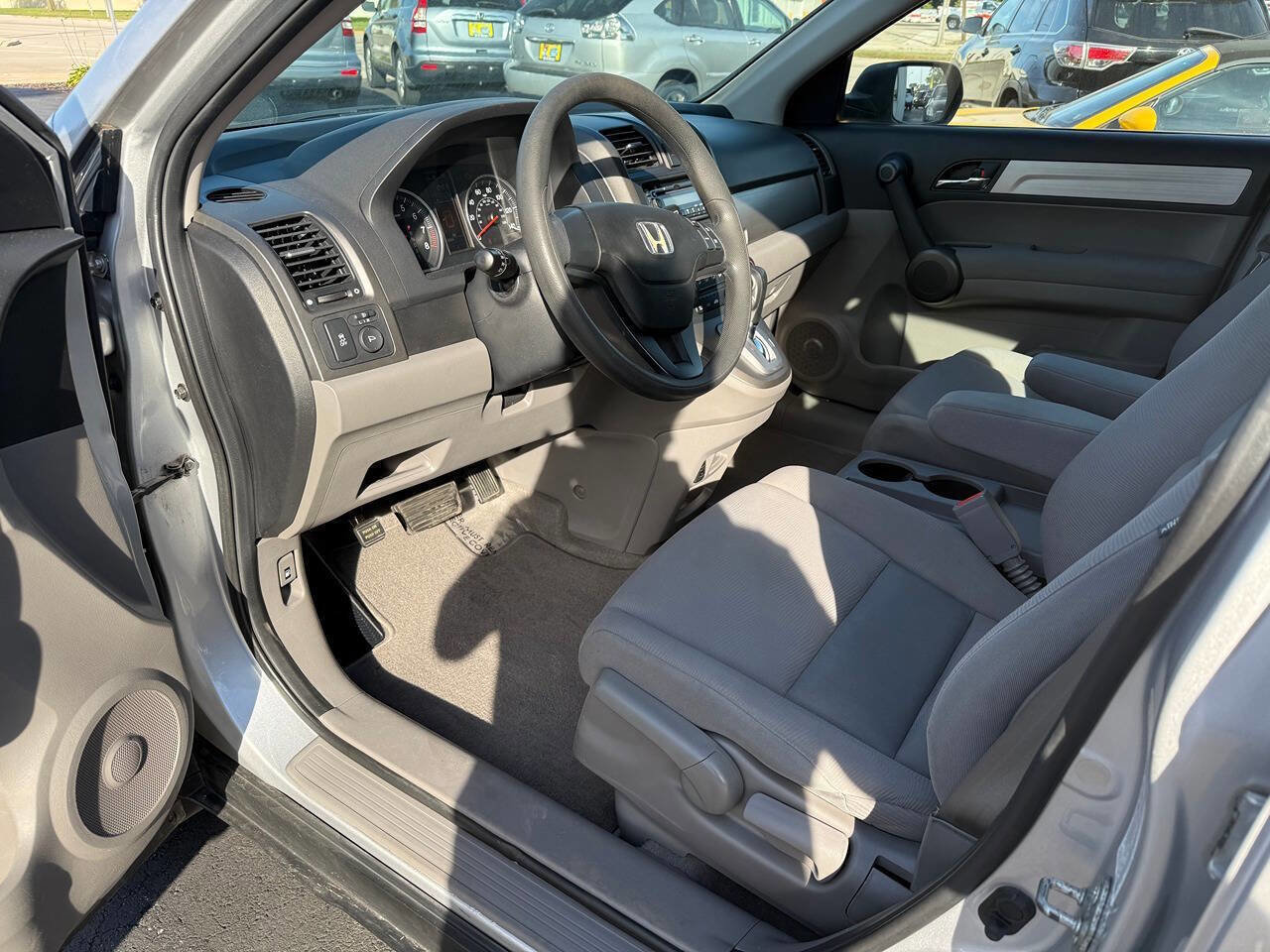 Used 2011 Honda CR-V LX image 8