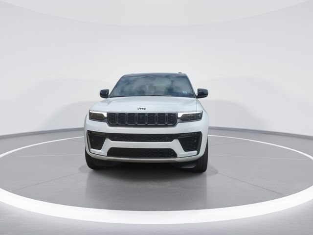 New 2026 Jeep Grand Cherokee Summit w/ Obsidian Package AWD/4WD image 3