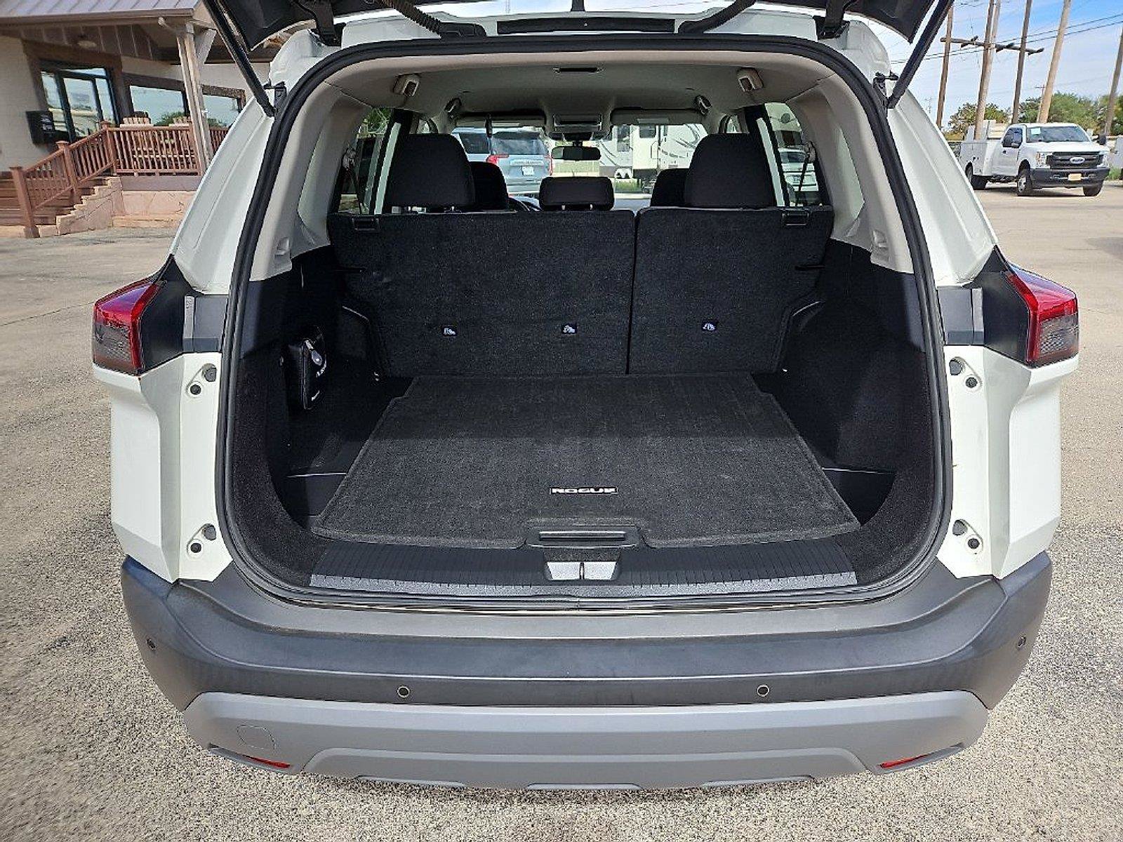 Used 2022 Nissan Rogue S AWD/4WD image 14