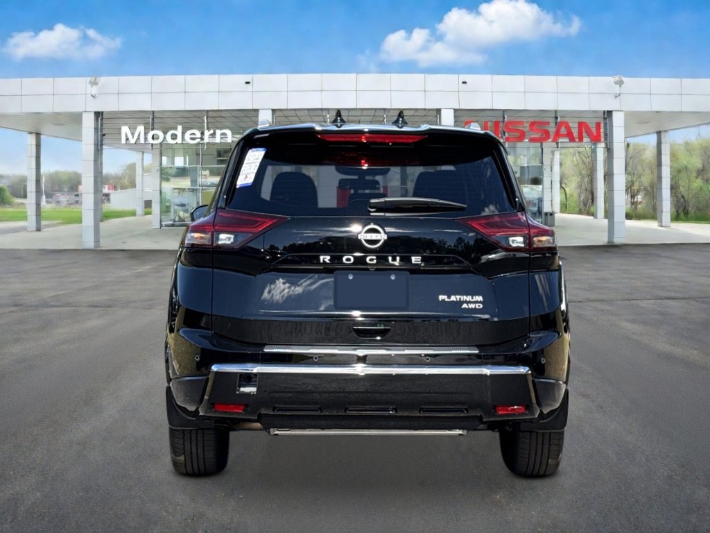 New 2026 Nissan Rogue Platinum w/ Tech Package AWD/4WD image 4