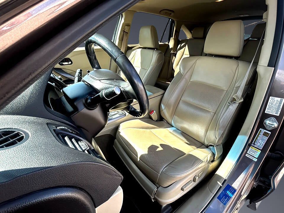 Used 2013 Acura RDX w/ Technology Package FWD image 9