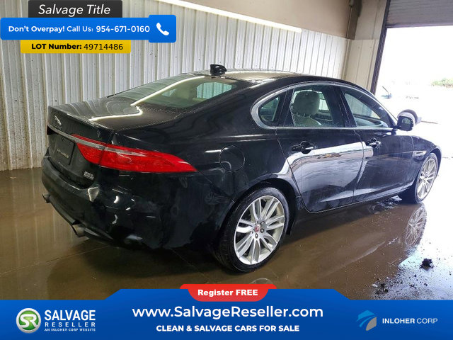 Used 2016 Jaguar XF Prestige AWD/4WD image 4