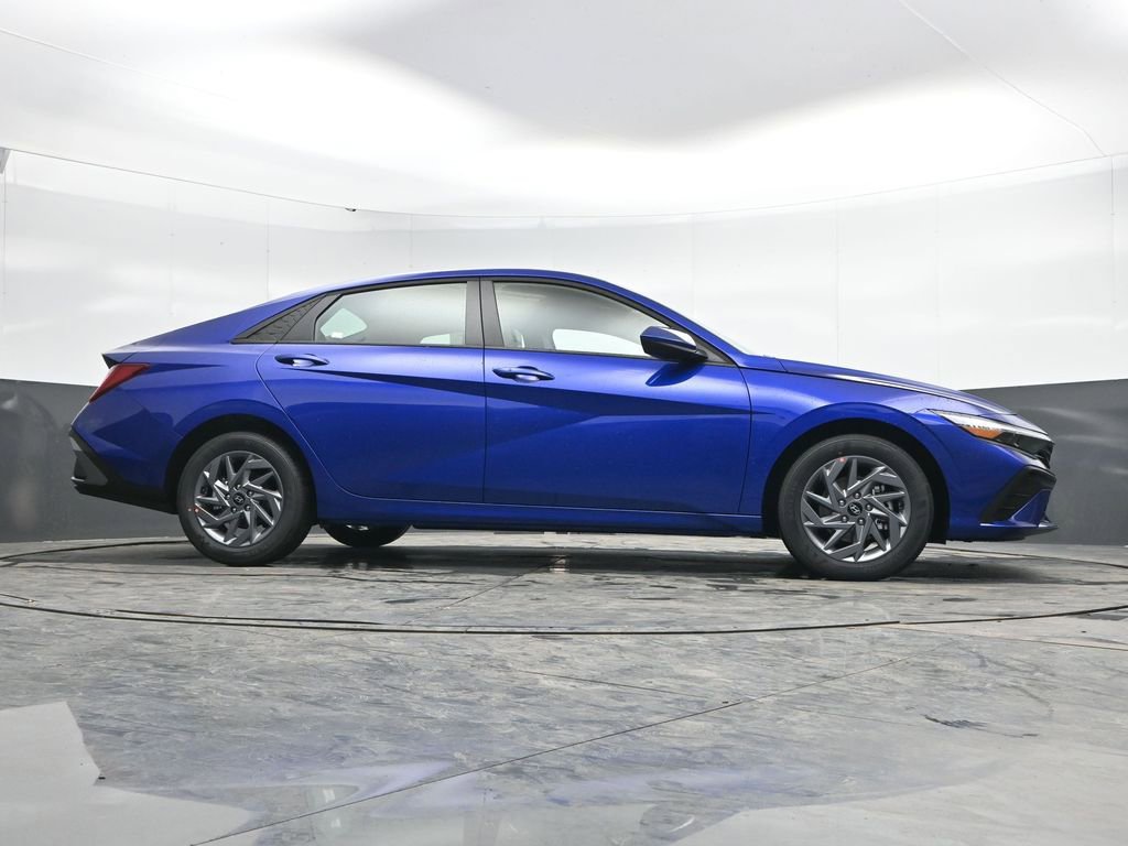 New 2026 Hyundai Elantra Blue image 46