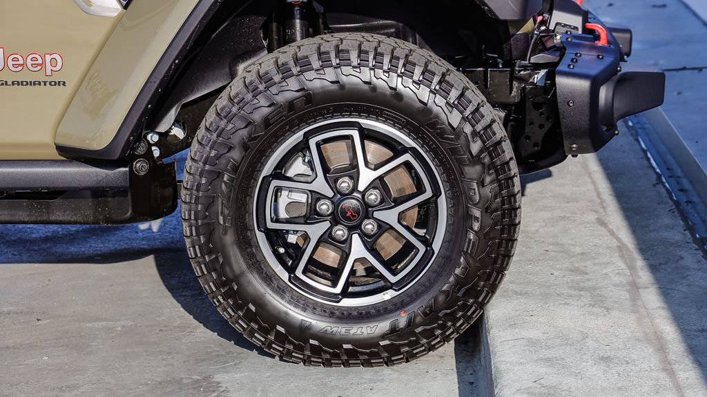 New 2026 Jeep Gladiator Sport AWD/4WD image 11
