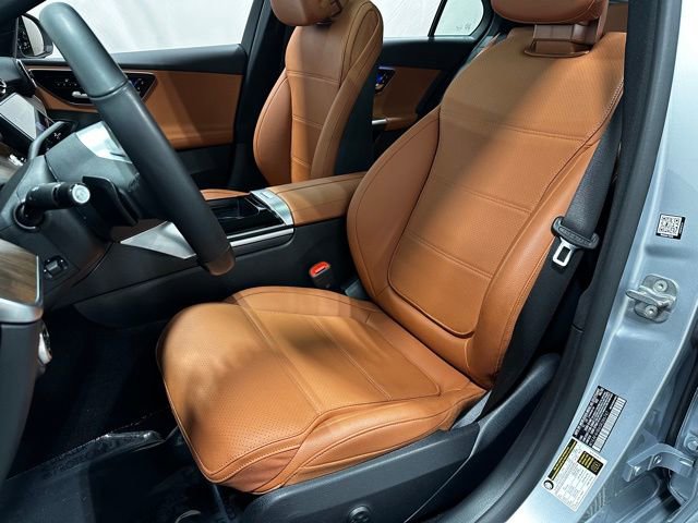 Used 2025 Mercedes-Benz C 300 4MATIC Sedan image 22