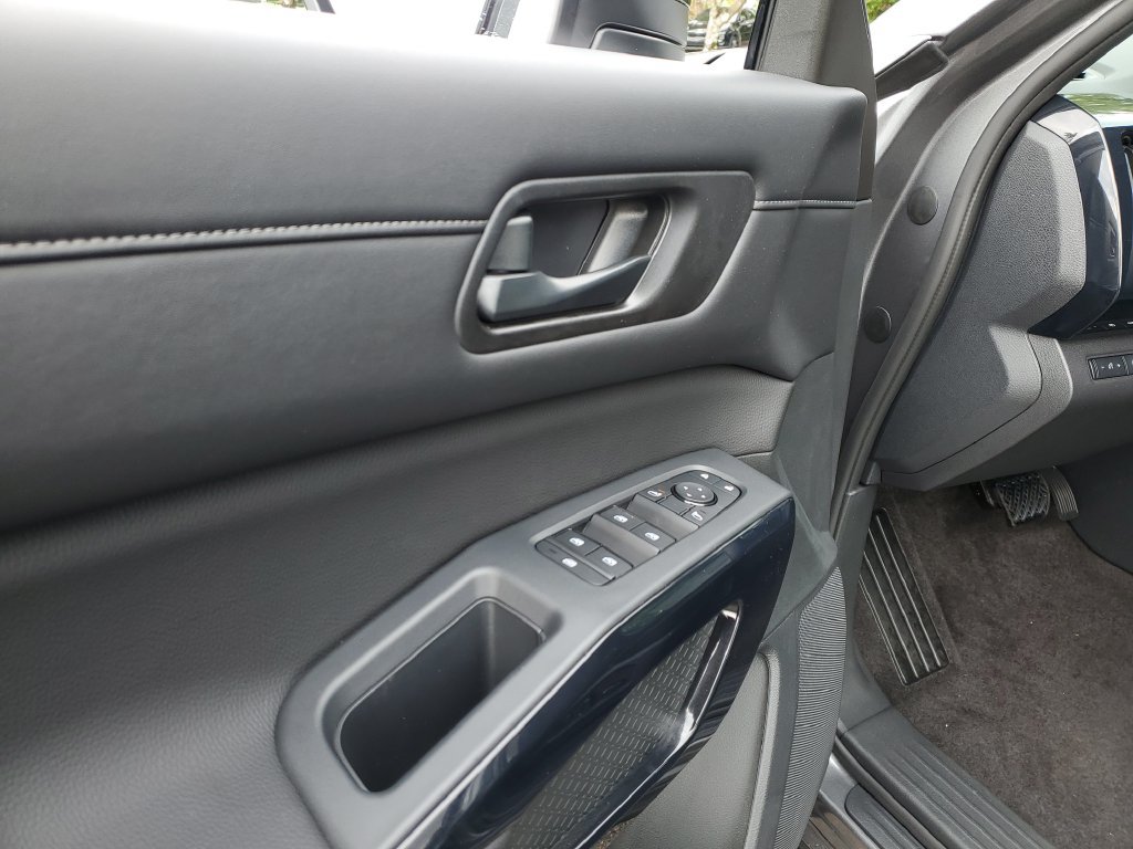 New 2026 Nissan Pathfinder SV FWD image 17