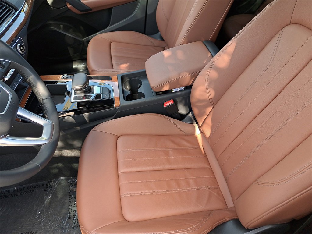 Used 2023 Audi Q5 2.0T Premium w/ Convenience Package image 18