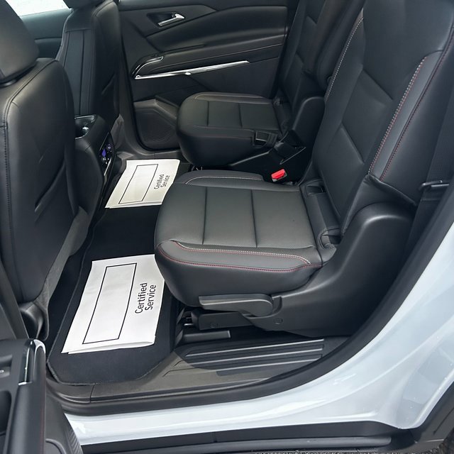 New 2026 Chevrolet Traverse Z71 w/ Driver Confidence Package image 37