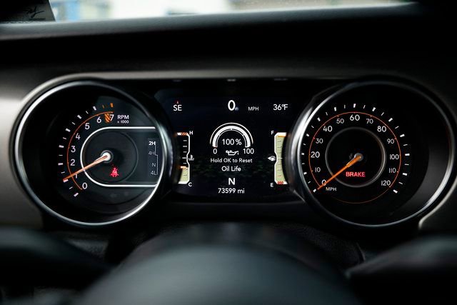 Used 2021 Jeep Gladiator Willys image 32