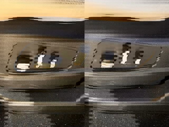 Used 2017 Cadillac XT5 Luxury w/ Driver Awareness Package image 26