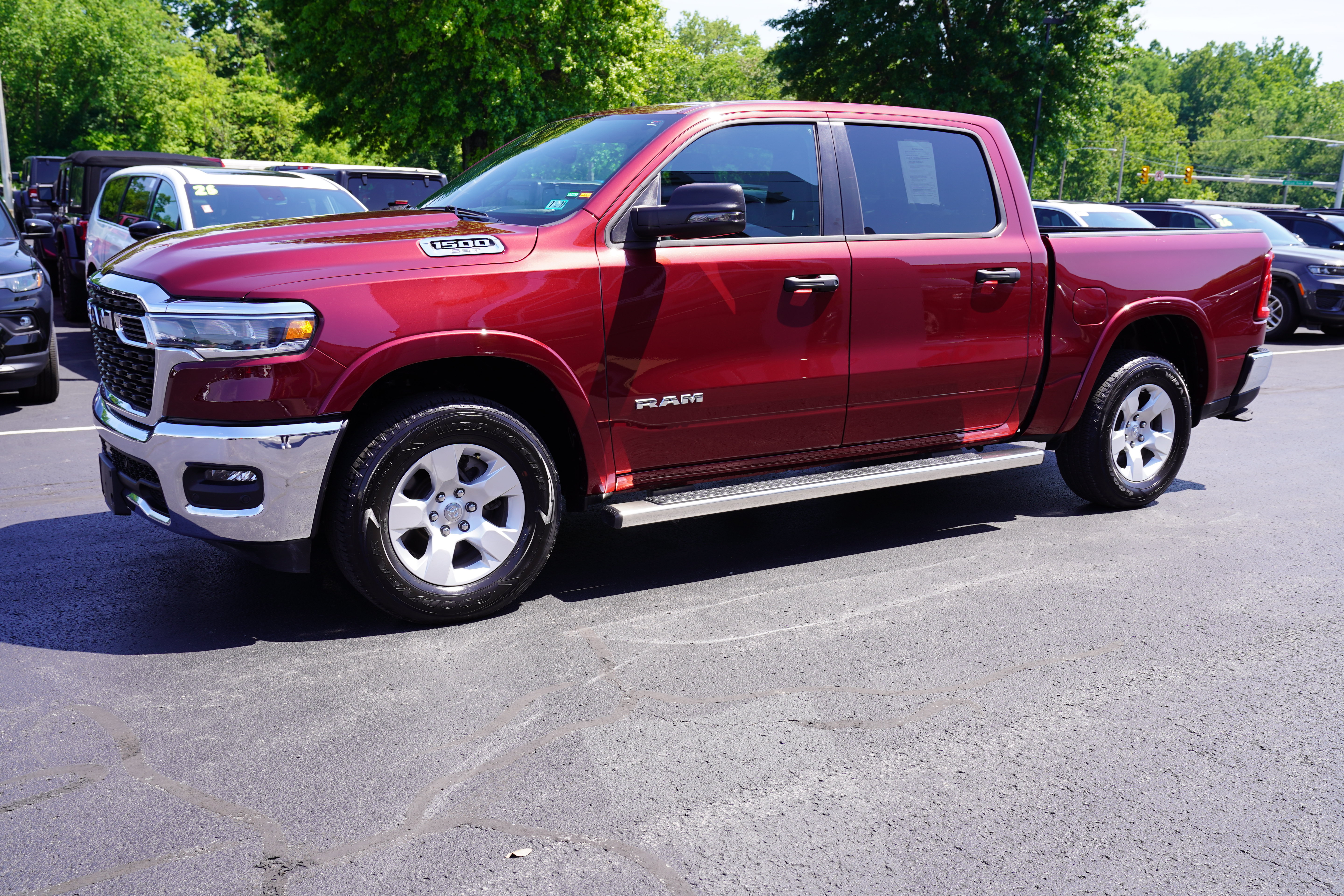 Used 2025 RAM 1500 Big Horn AWD/4WD image 9