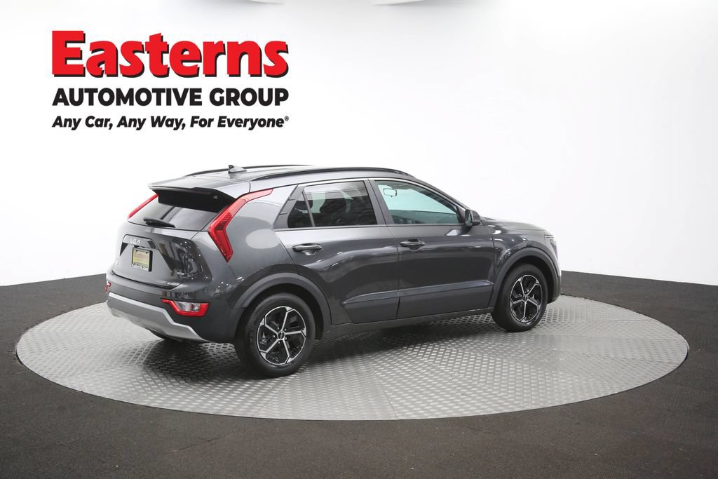 Used 2025 Kia Niro LX FWD image 40