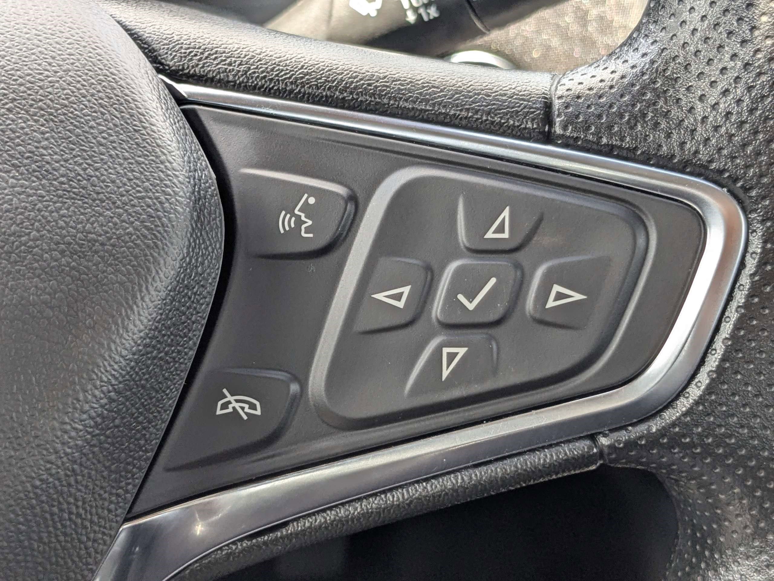 Used 2024 Chevrolet Malibu LT FWD image 25
