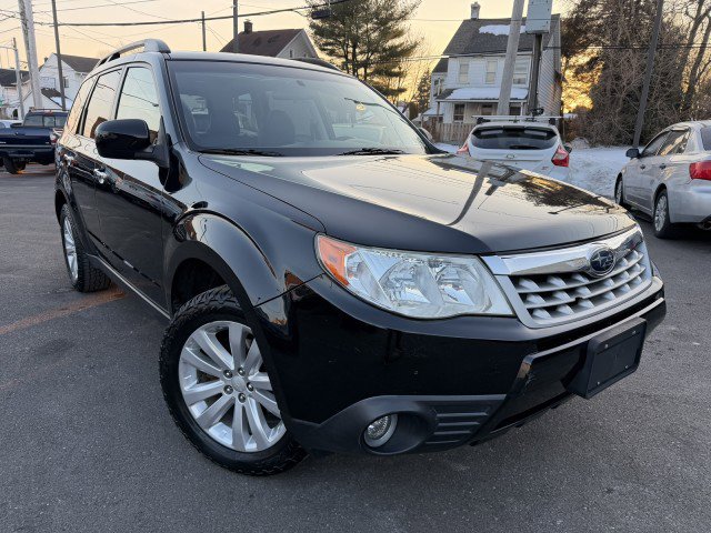 Used 2011 Subaru Forester 2.5X Limited image 3