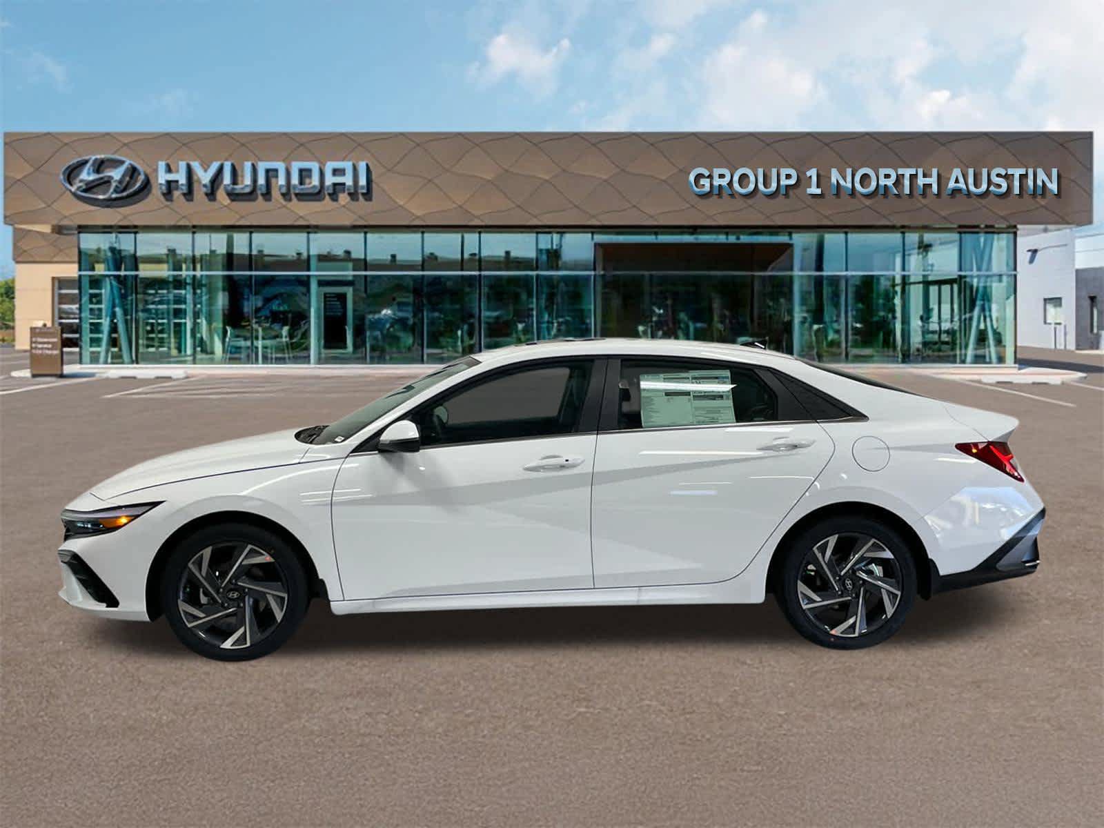 New 2026 Hyundai Elantra Limited FWD image 3