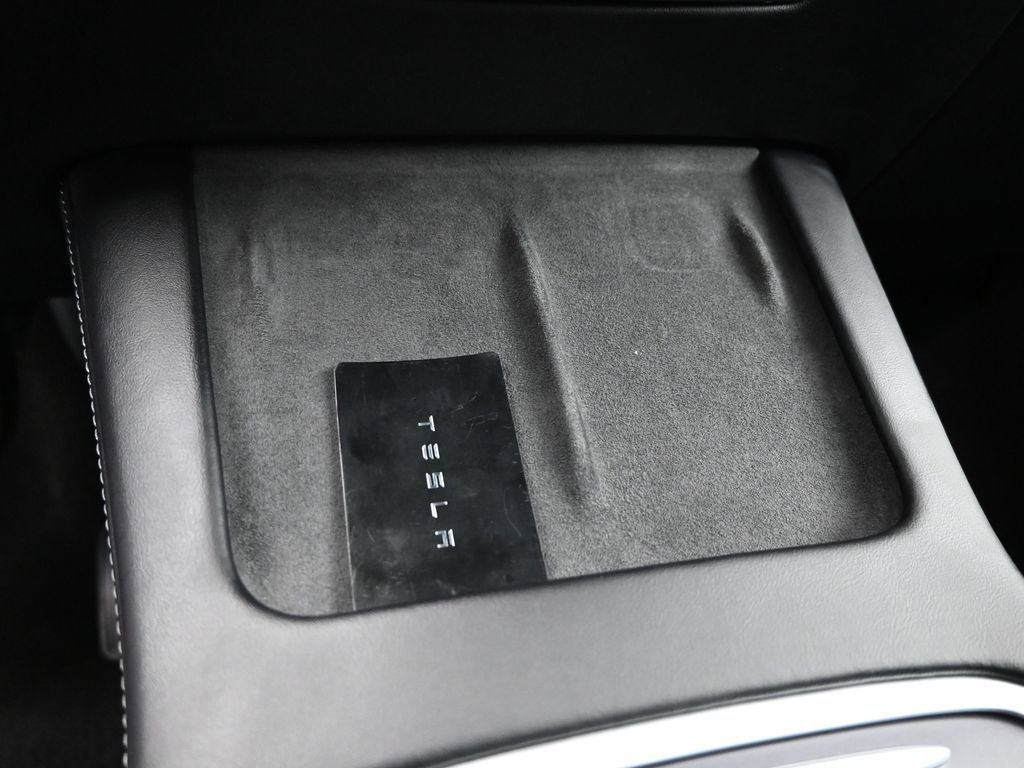 Used 2024 Tesla Model Y Long Range image 13