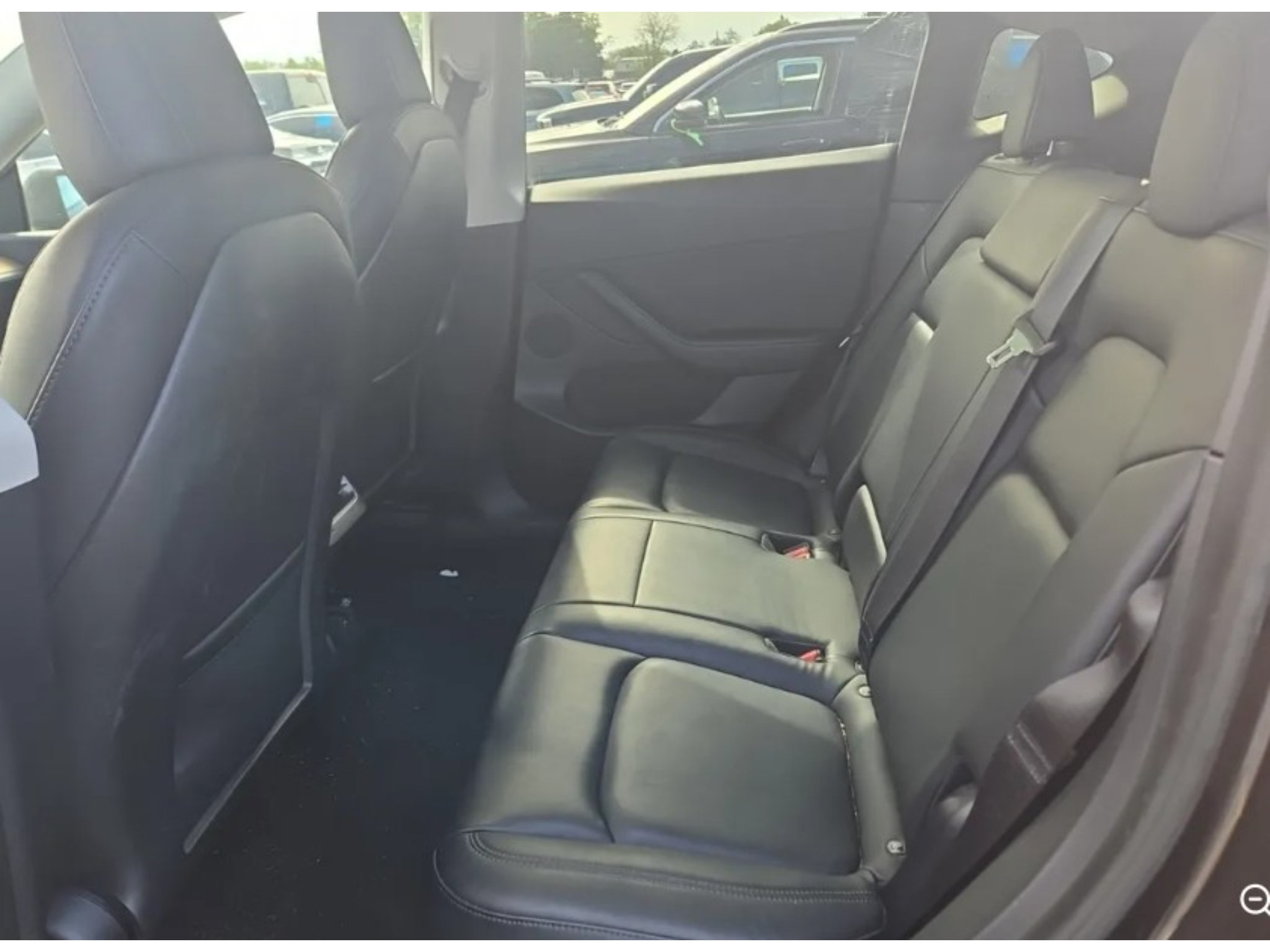 Used 2021 Tesla Model Y Long Range AWD/4WD image 7