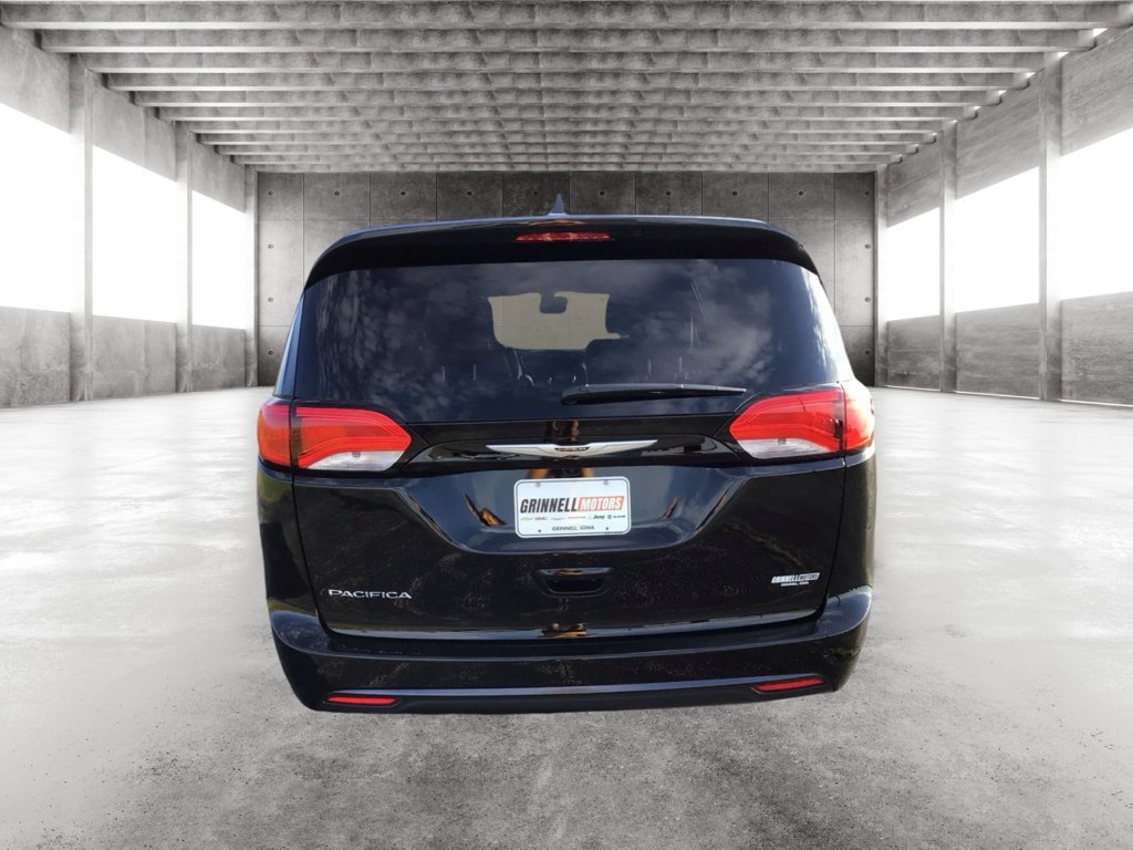 New 2027 Chrysler Pacifica LX FWD image 6